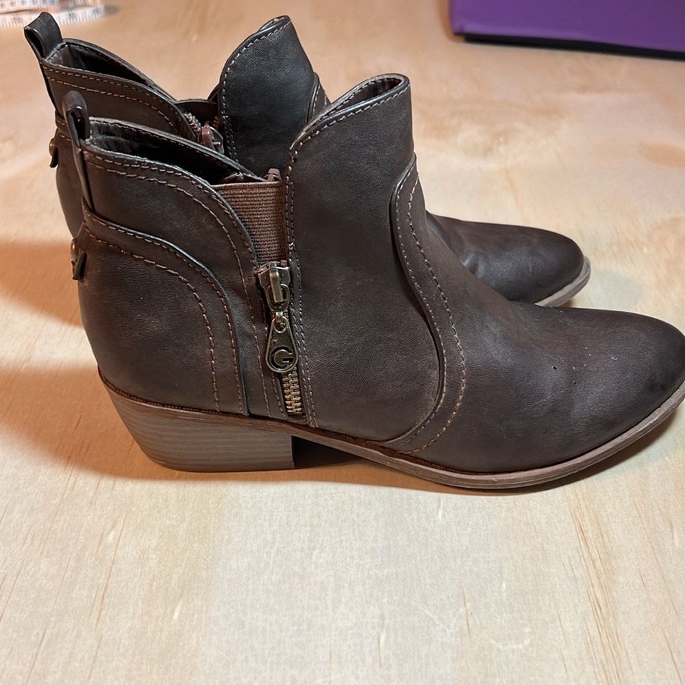 Guess Brown Ankle Boots Sz 7.5 - Picture 3 of 5